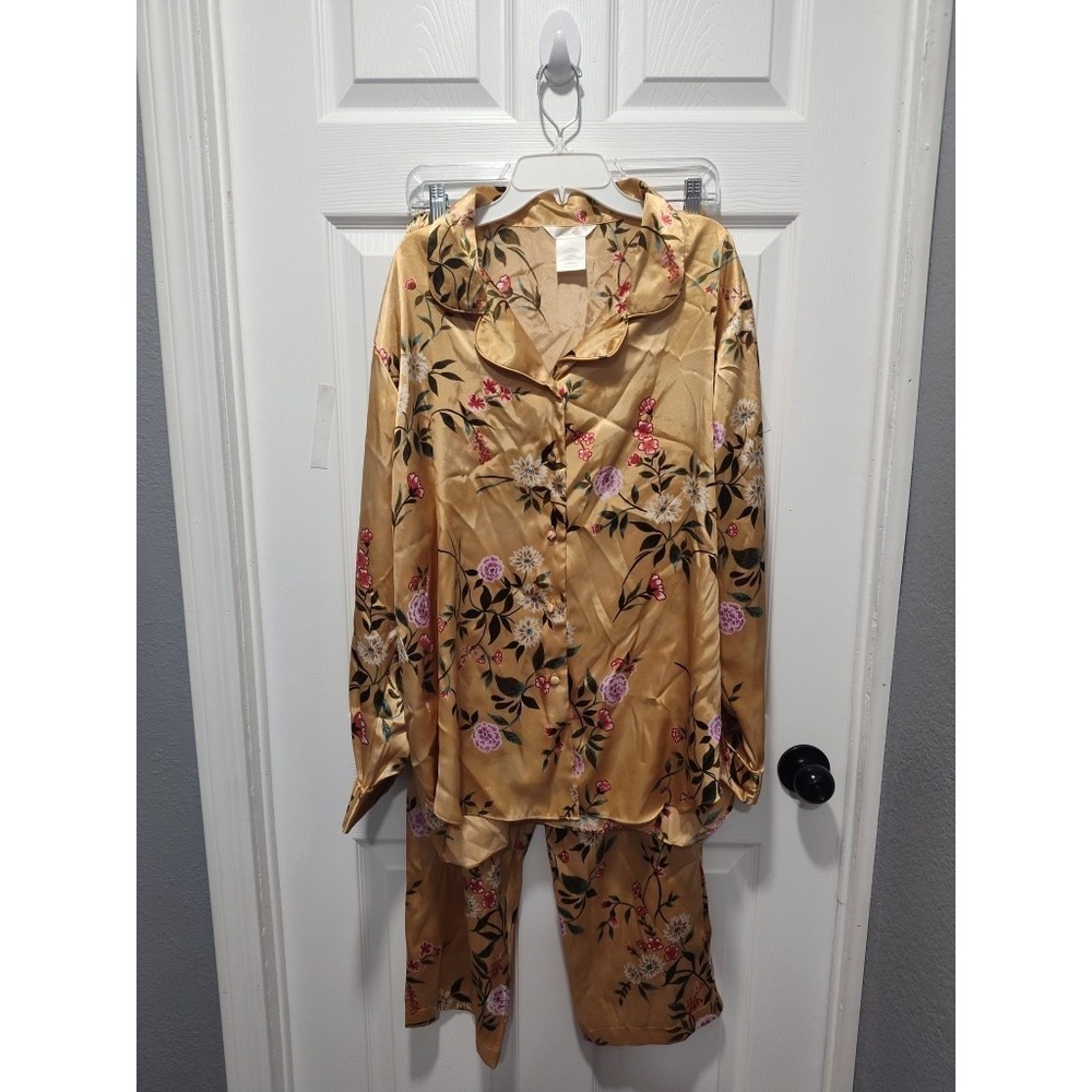 Secret Treasures Large Pajama Pants Set Gold Floral Long sleeve‎ satin